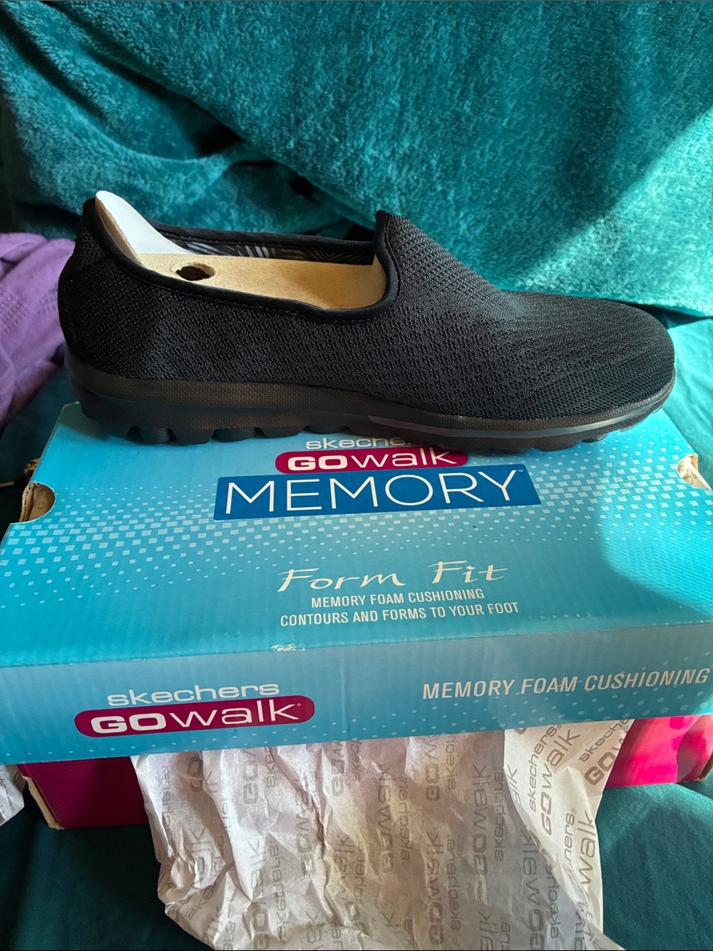 Women's Skechers Black Go Walk Memory Foam Cushioning size 8.5
